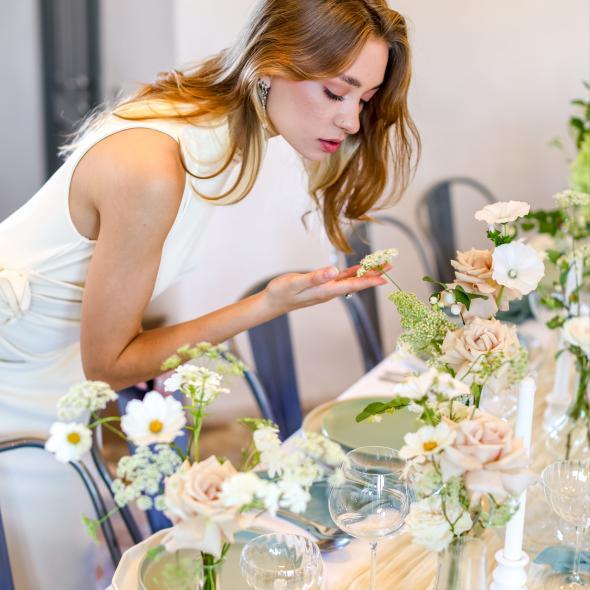 Оформление мероприятий живыми цветами: создайте атмосферу роскоши и стиля Оформление мероприятий живыми цветами: создайте атмосферу роскоши и стиля