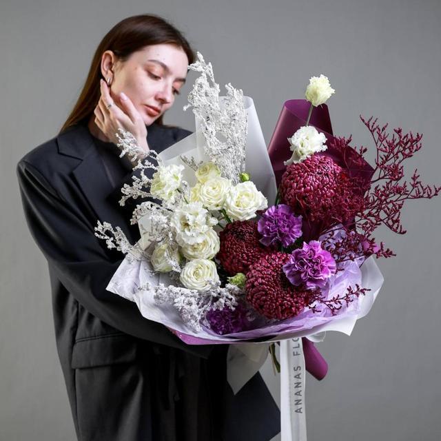 Лимитированная коллекция "ANANAS & ЛЮДИ" Лимитированная коллекция "ANANAS & ЛЮДИ"