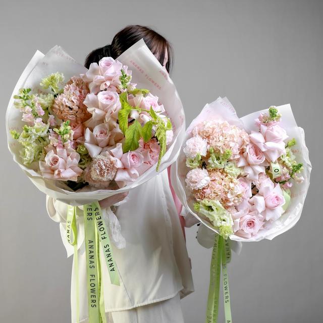 Букет Неповторимый шарм (в двух размерах) Букет Неповторимый шарм (в двух размерах)